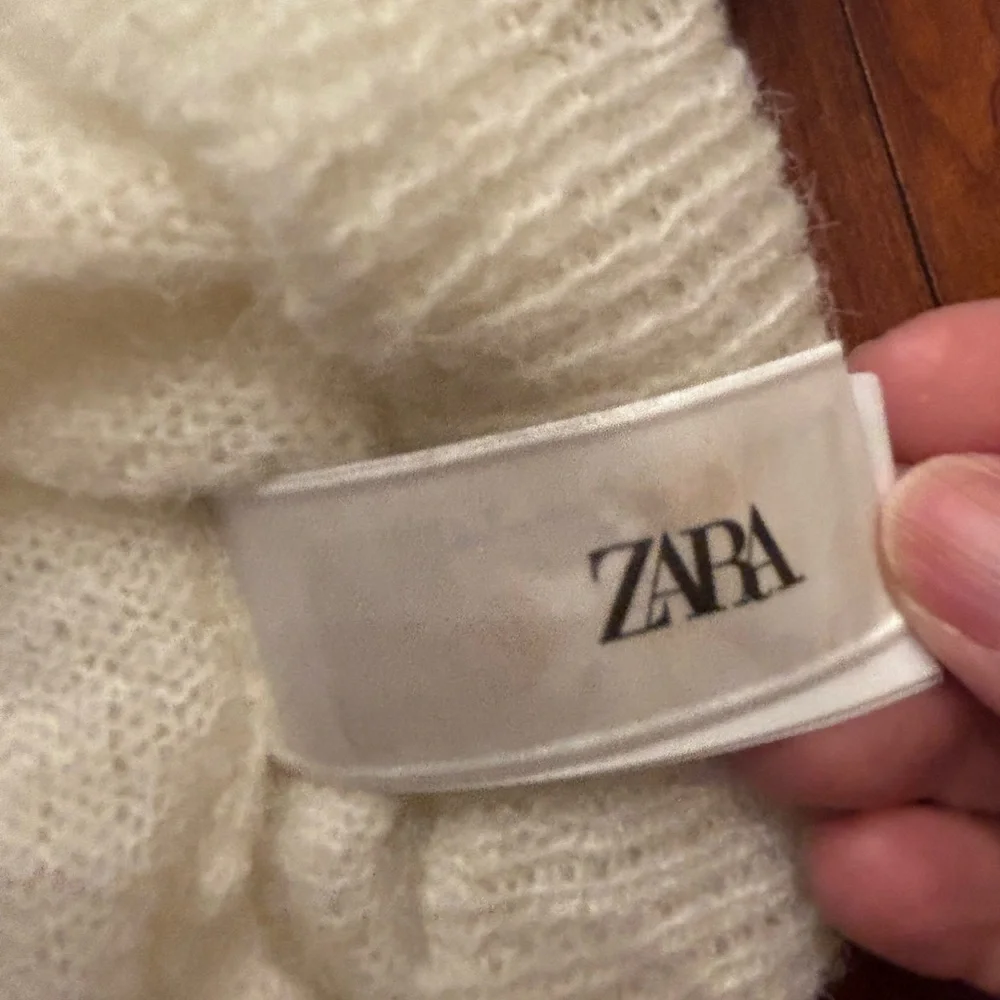 ZARA NWT Cream Knit Sweater Lightweight Pullover SZ S Coquette